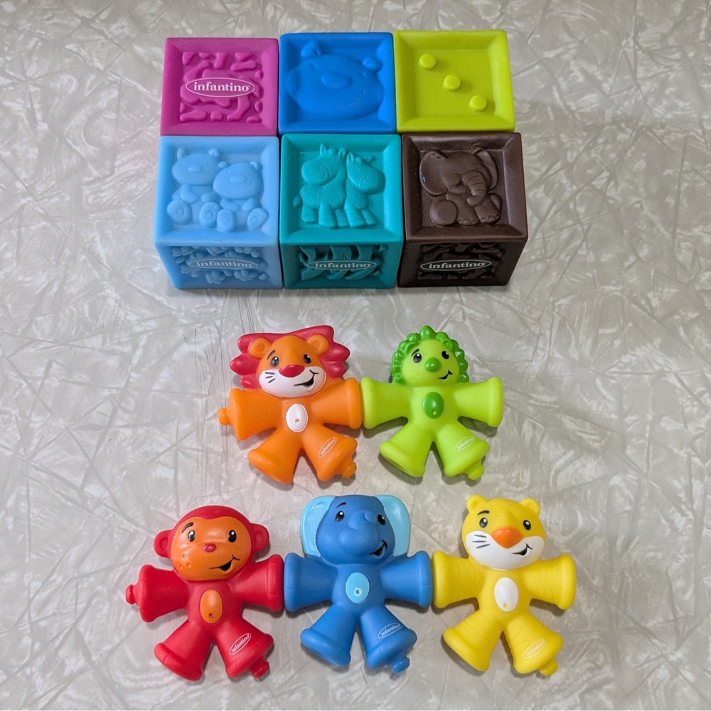 Infantino Snap Pop Pals Linkable Animals and Squeeze Stack Soft Baby Blocks Set